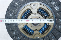 Диск сцепления K.SPORTAGE NEW,TUCSON с 04г. V2.0 DOHC бенз. (VKD29923/41100-39260/41100-39400/41100-39266)  VALEO  Dдемпф.135мм - фото 12798