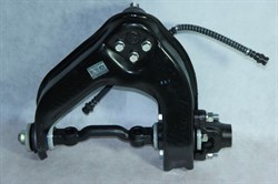 Рычаг FR H.STAREX 2WD/4WD с 02-06г. ориг. (54401-4A850/54401-4A820) верхний, RH с тормозным шлангом и вакуумным шлангом - фото 13764