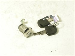Личинка замка багажника с ключами D.MATIZ I/SPARK с 98-05 г. (кор.,узбек. сбор.)  ориг. (93740323) - фото 29017