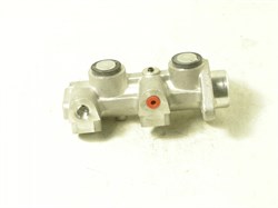 Цилиндр тормозной главный D.NEXIA V1.5 SOHC (426005/T2290) без бачка, диам. тормозной трубки 10мм. и 12мм. - фото 29021