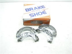 Колодки ручного тормоза S.Y.KORANDO C/ACTYON NEW 2WD с 11г.  (FN0709/4833A34000)  NIBK - фото 36536