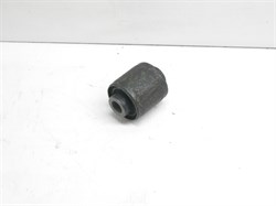 Сайлентблок H.i30 с 11-15г.,K.CEED с 12г. ориг (55217-A6000) цапфы задней ступицы, нижний, (плавающий) - фото 39317