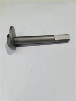 Болт-эксцентрик нижнего рычага FR H.GRACE с 97г.,PORTER I,II,(STAREX до 07г.) 2WD (H.STAREX 4WD до 07г. задний) (FS1100/54532-4B000)  LYNX  М16мм.*L115мм. - фото 41372