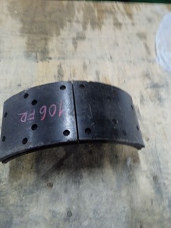 Колодки тормозные FR D.BS106 93г. (96128734/96172242/96128735/96172243) б/у, пневмогидравлические тормоза (с накладками) - фото 42454