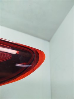 Фонарь RR, K.RIO X-LINE с 17г. (92402-H0200) RH, в кузов, хэтчбек (оригинал, уценён - с трещиной) Б/У - фото 42945