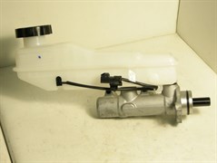 Цилиндр тормозной главный H.STAREX GRAND/H-1 с 07г. ориг. (58510-4H850) 4АТ/5АТ 2 отверстия для тормозных трубок D12мм. и 12мм.
