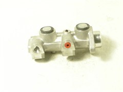 Цилиндр тормозной главный D.NEXIA V1.5 SOHC (426005/T2290) без бачка, диам. тормозной трубки 10мм. и 12мм.