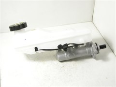 Цилиндр тормозной главный H.STAREX GRAND/H-1 с 07г. ориг. (58510-4H350) 4АТ/5АТ 2 отверстия для тормозных трубок D10мм. и 10мм.