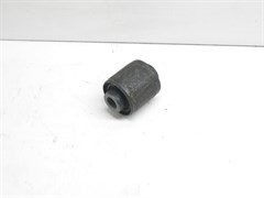 Сайлентблок H.i30 с 11-15г.,K.CEED с 12г. ориг (55217-A6000) цапфы задней ступицы, нижний, (плавающий)