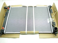 Радиатор охлаждения двигателя H.ACCENT/SOLARIS с 10г.,K.RIO с 11г. (PRS4046/25310-1R050/25310-4L050) АКПП  PATRON